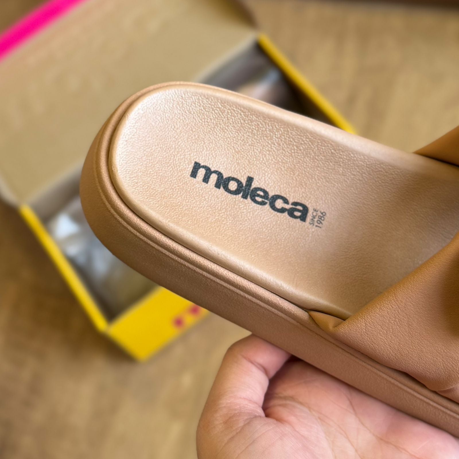 Sandália Feminina Moleca Confortável Laço Elegante Tiras Delicadas Dia a Dia